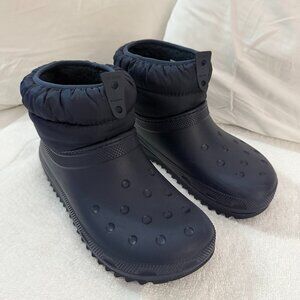 Crocs Women's Classic Neo Puff Shorty Boot (Navy)